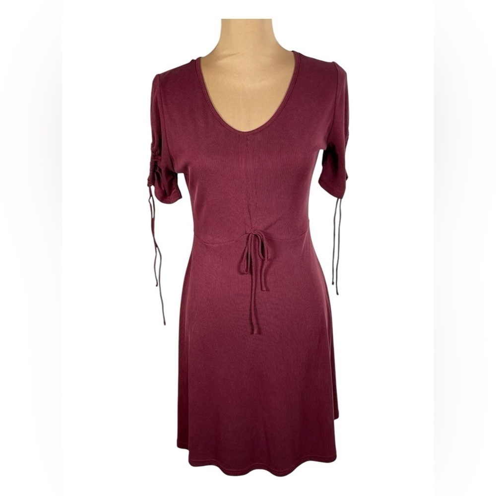 She + Sky Melrose Girl Burgundy Boutique Dress NWT Small